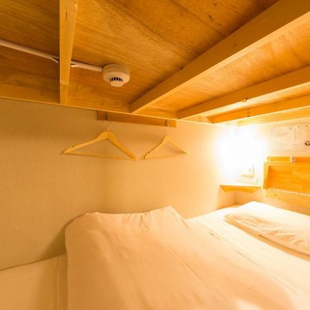 Hostel Namba Takumi Осака Экстерьер фото